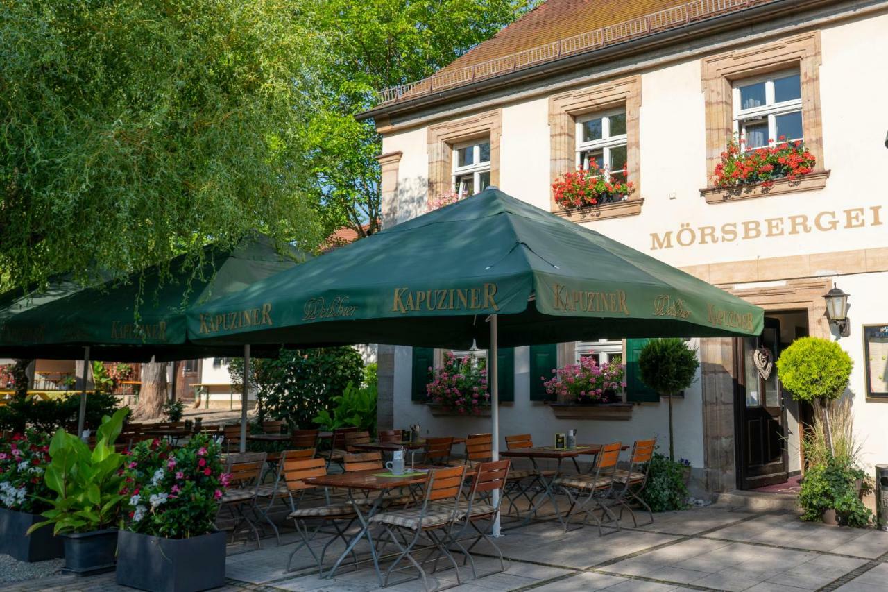 Landgasthof Moersbergei Bubenreuth Exterior foto